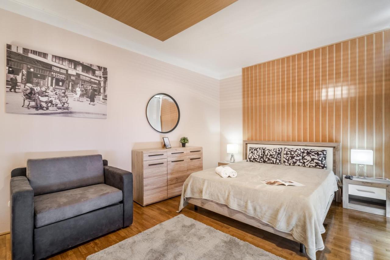 Bpr Timber Loft Home With Balcony Budapeşte Dış mekan fotoğraf