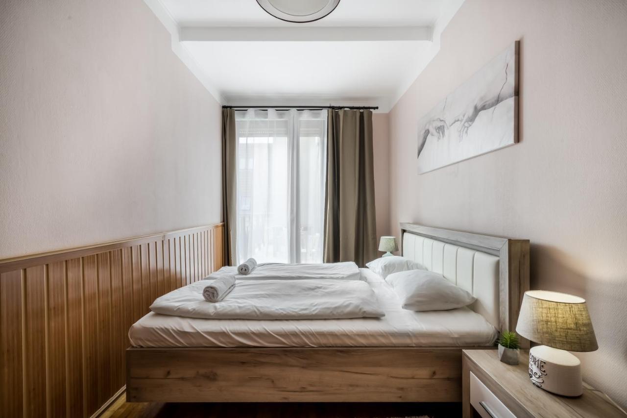 Bpr Timber Loft Home With Balcony Budapeşte Dış mekan fotoğraf